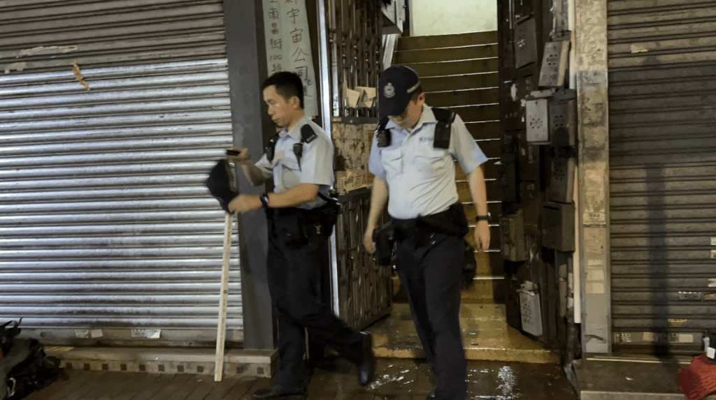 當局正調查火警是否有可疑。蔡楚輝攝 當局正調查火警是否有可疑。蔡楚輝攝