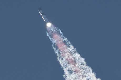 SpaceX公司搭載新一代Starship太空船的超級重型火箭，去年11月從德州升空。路透社