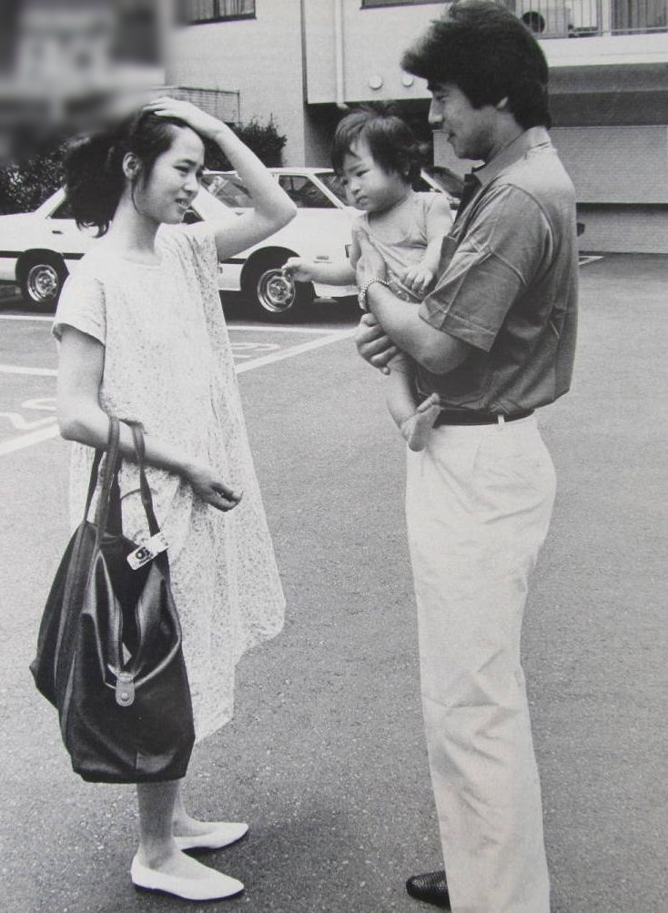 聖子於1986年為當時的丈夫神田正輝誕下沙也加。