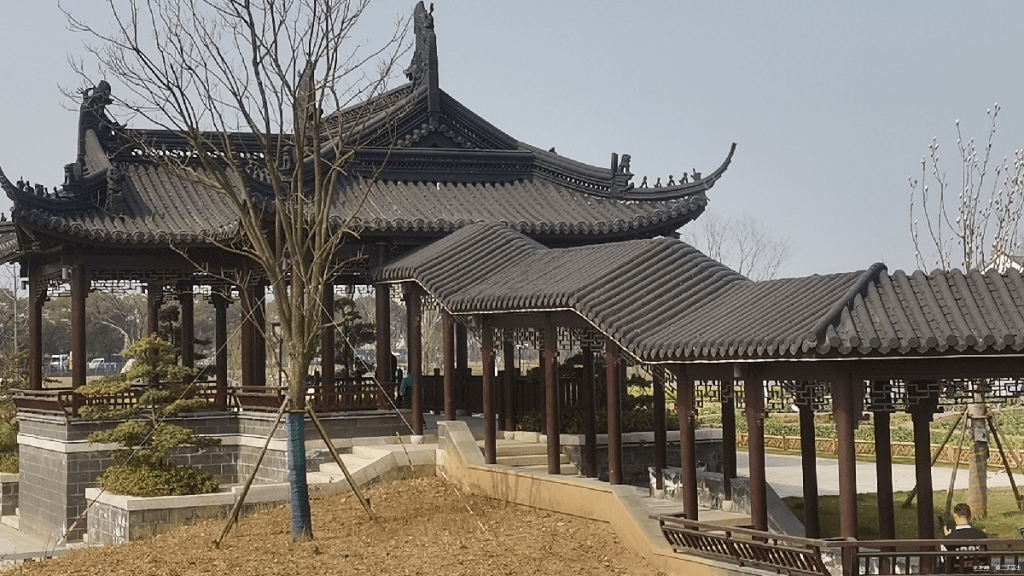 芳茂山公園的涼亭。(網絡圖片)