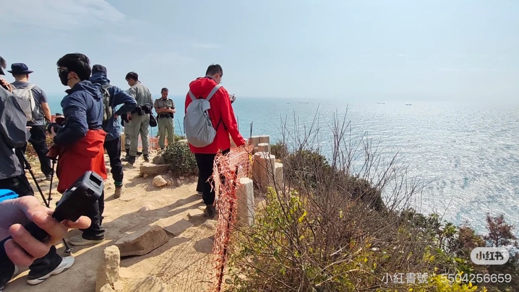 西貢破邊洲男子懸崖拍照跌落海 消防救起明顯死亡