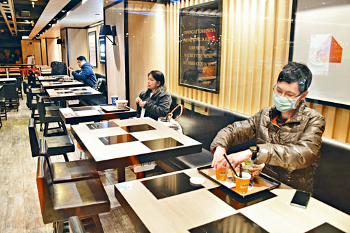 疫情下,包括吉野家等連鎖店均停售火鍋。