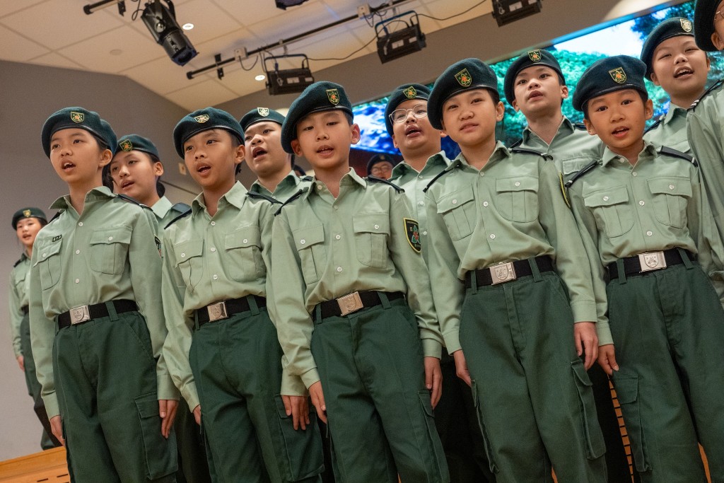 他又认为青少年军在香港的角色独一无二，它将纪律、分工合作、法治观念、社群意识及国家认知，融入训练与活动中，让青少年在实践中掌握。林定国FB图片