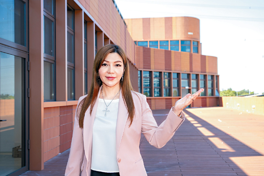 ■安基司教育集團執行校董蔡加敏視察安基司新校舍，她表示新校於設計時加入STEAM教育的元素，配合課程發展。