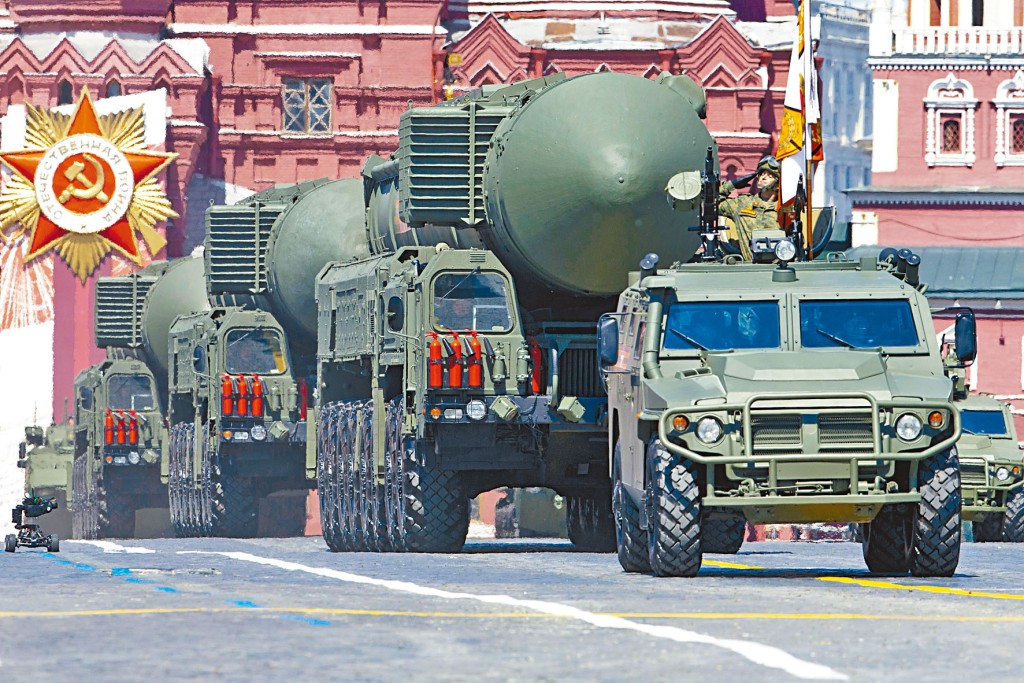 俄罗斯的RS-24亚尔斯洲际弹道导弹。