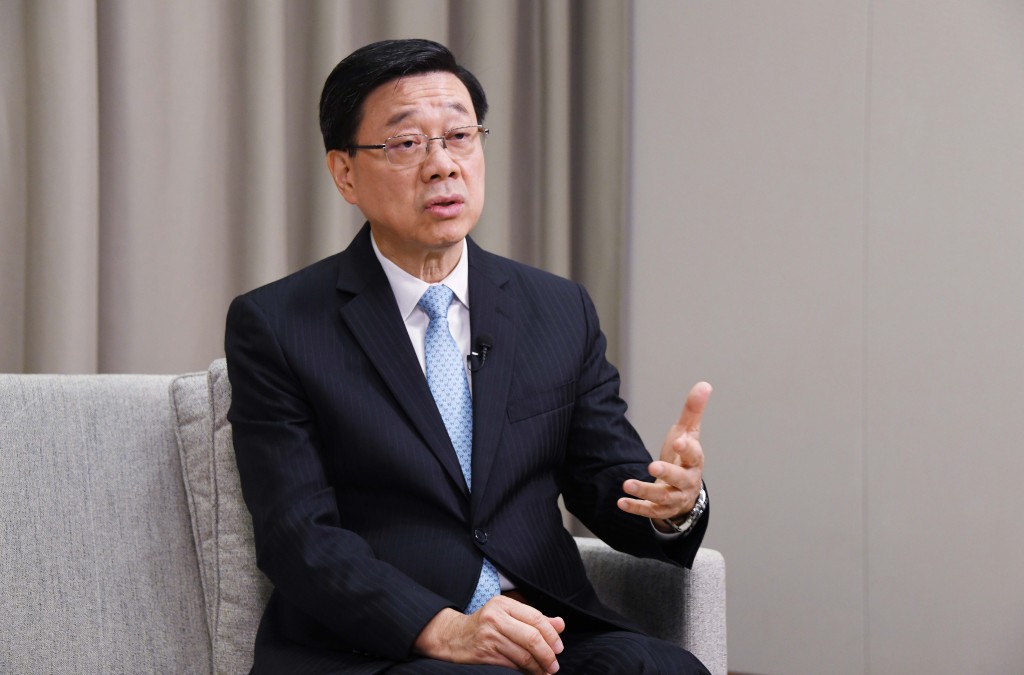 特首李家超接受《星島》專訪。