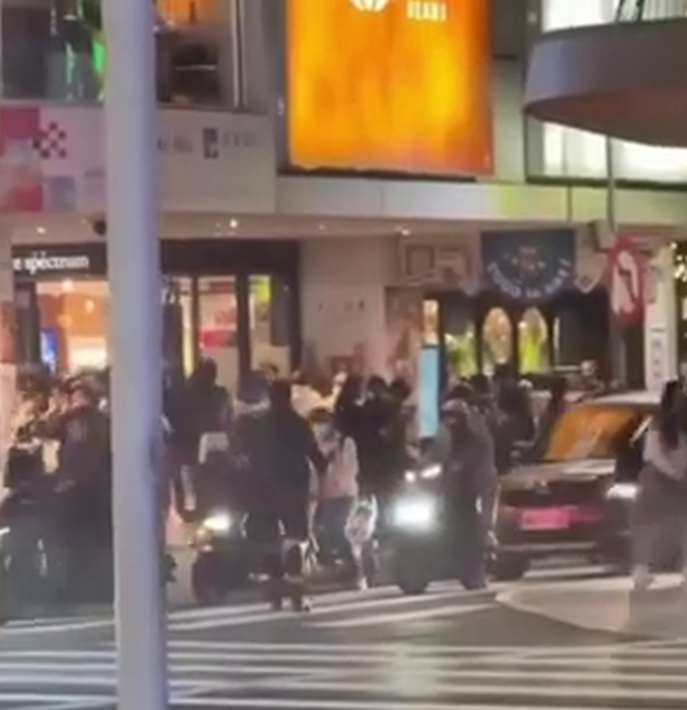 騎士停紅燈「讓路」遭張文割喉亡。