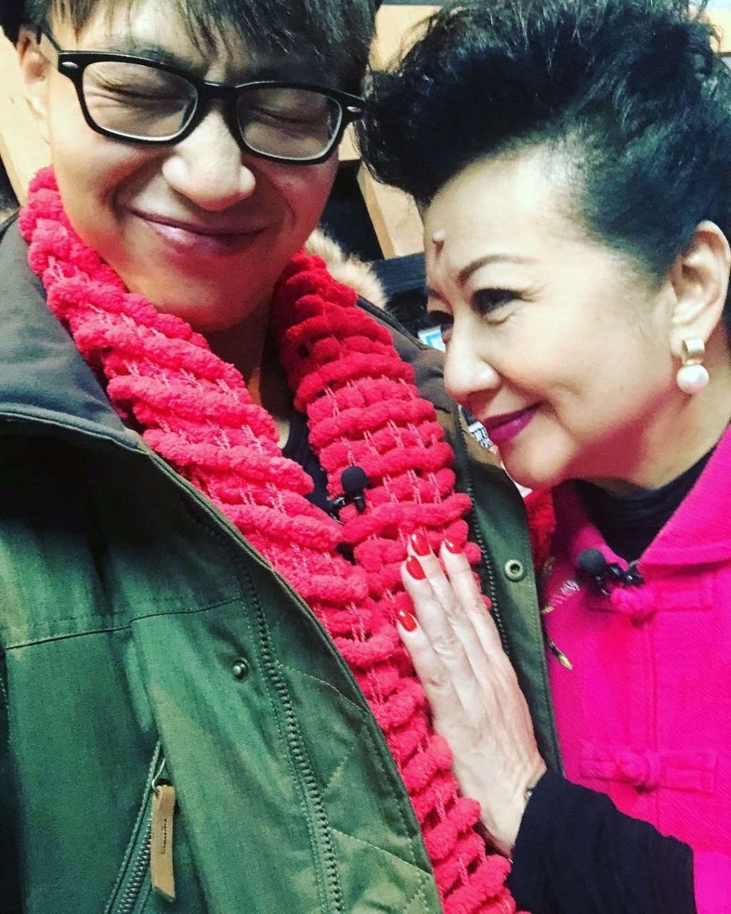 口花花嘅坤哥话以后会收歛，只会同唔会惹绯闻嘅前辈玩埋啲，好似家燕姐咁。