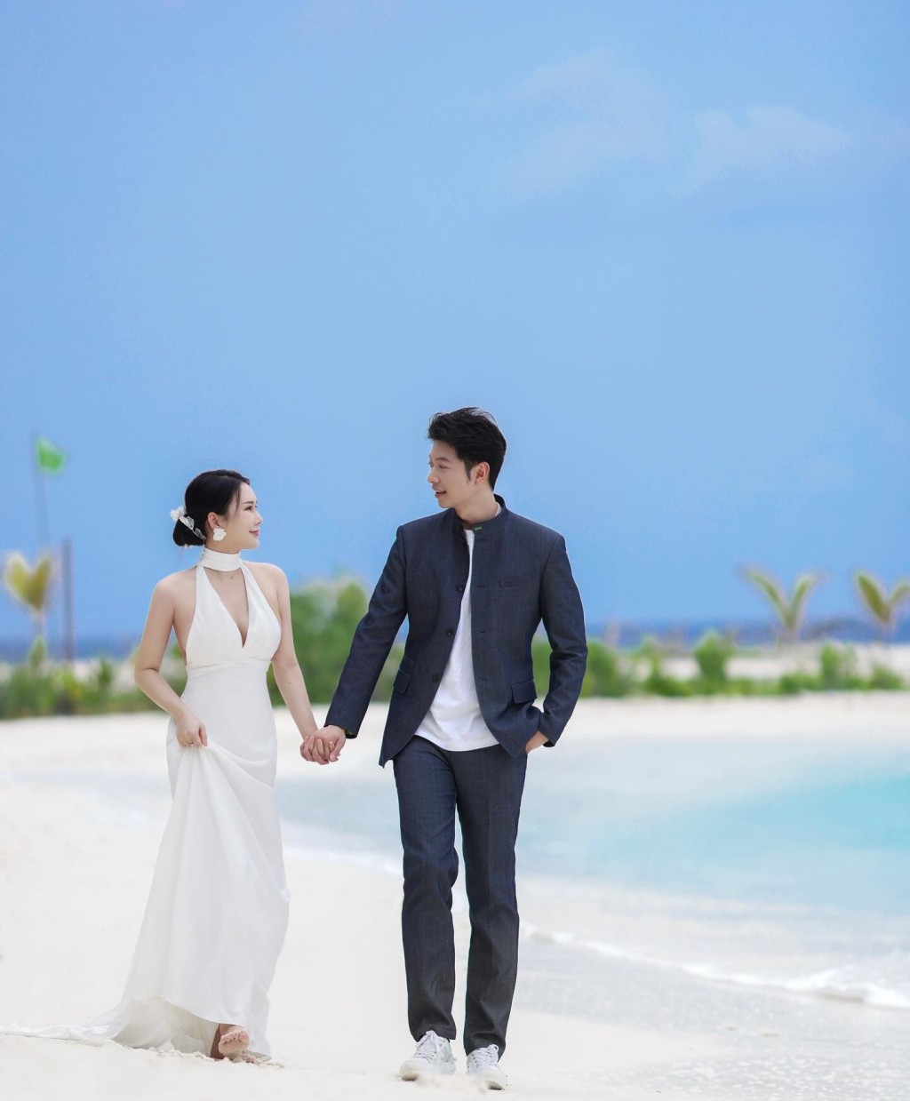 高鈞賢網上發布多張婚照。