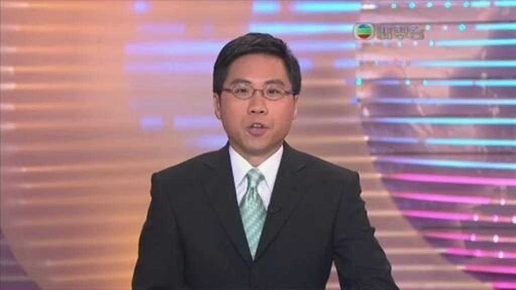方東昇，在1998年加入TVB新聞部做實習生，畢業後便正式加入TVB新聞部任港聞記者。