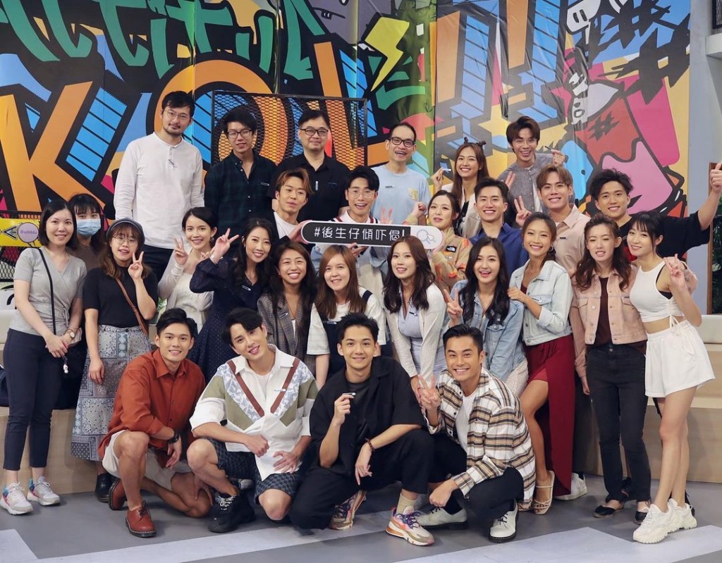 聯同幕後大合照。