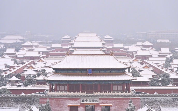 內地北方多地受寒流影響，昨晚迎來今冬初雪。新華社