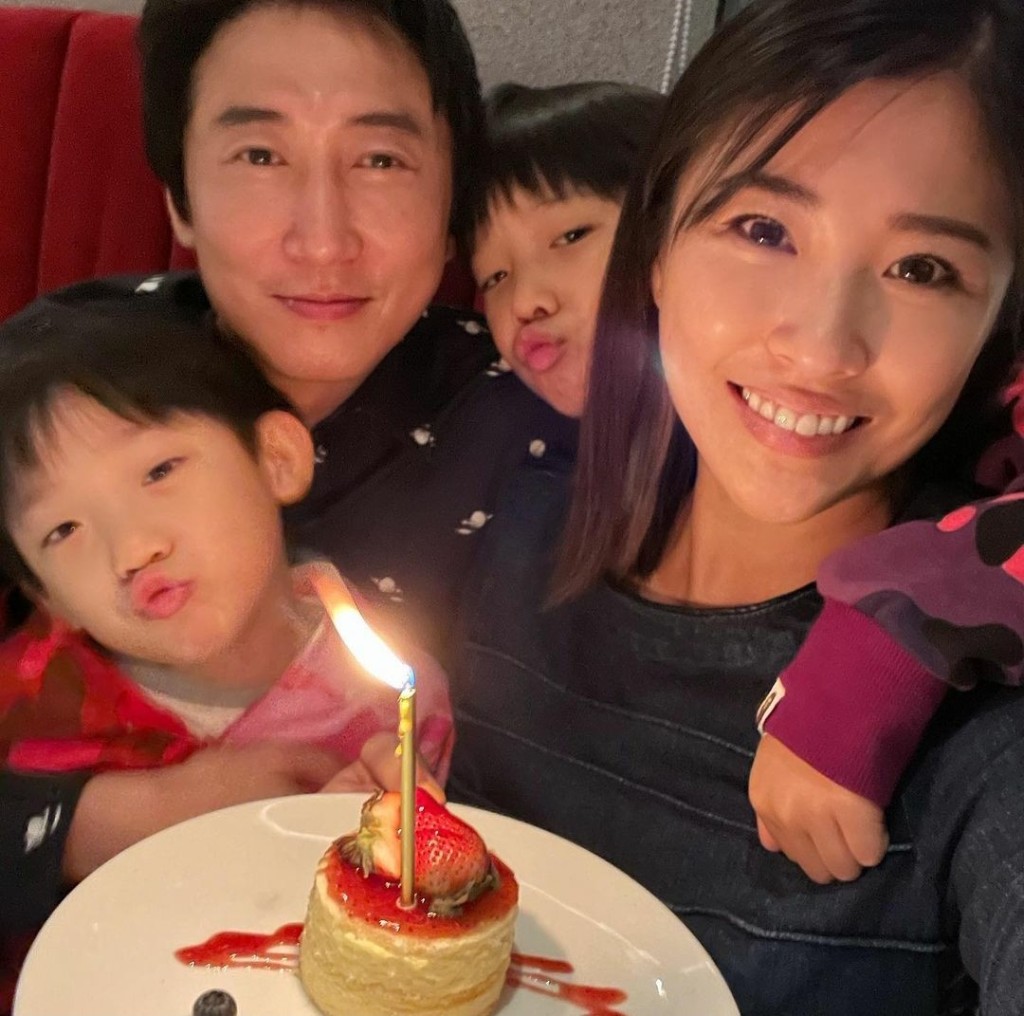 大仔TJ同細仔JT都好聽話。