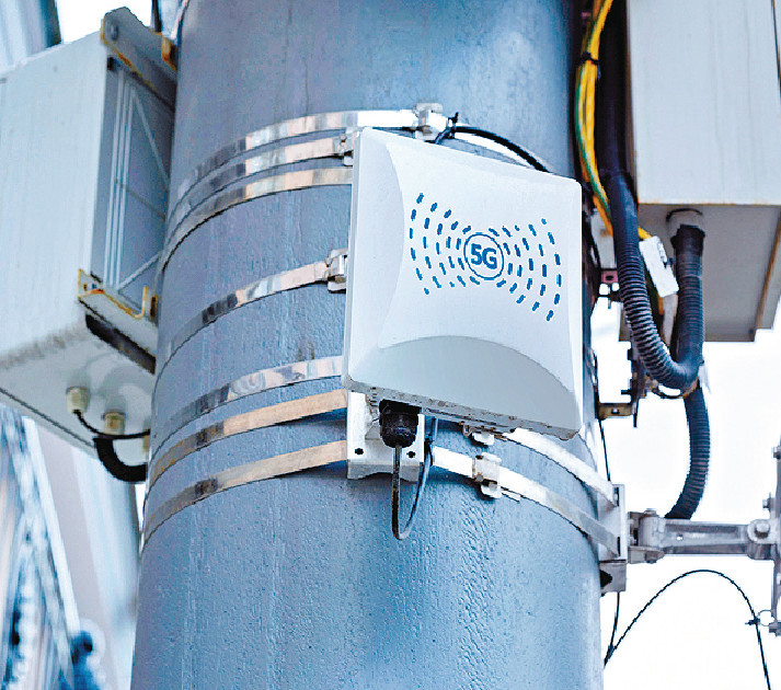 ■若要解決網絡樽頸問題,密集式興建5G小基站相信是最有成本效益方案。