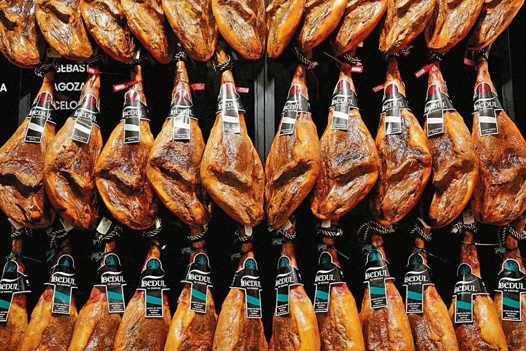 西班牙著名的伊比利亞火腿。 