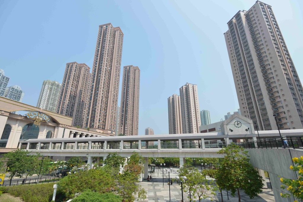 新港城低層三房775萬售。