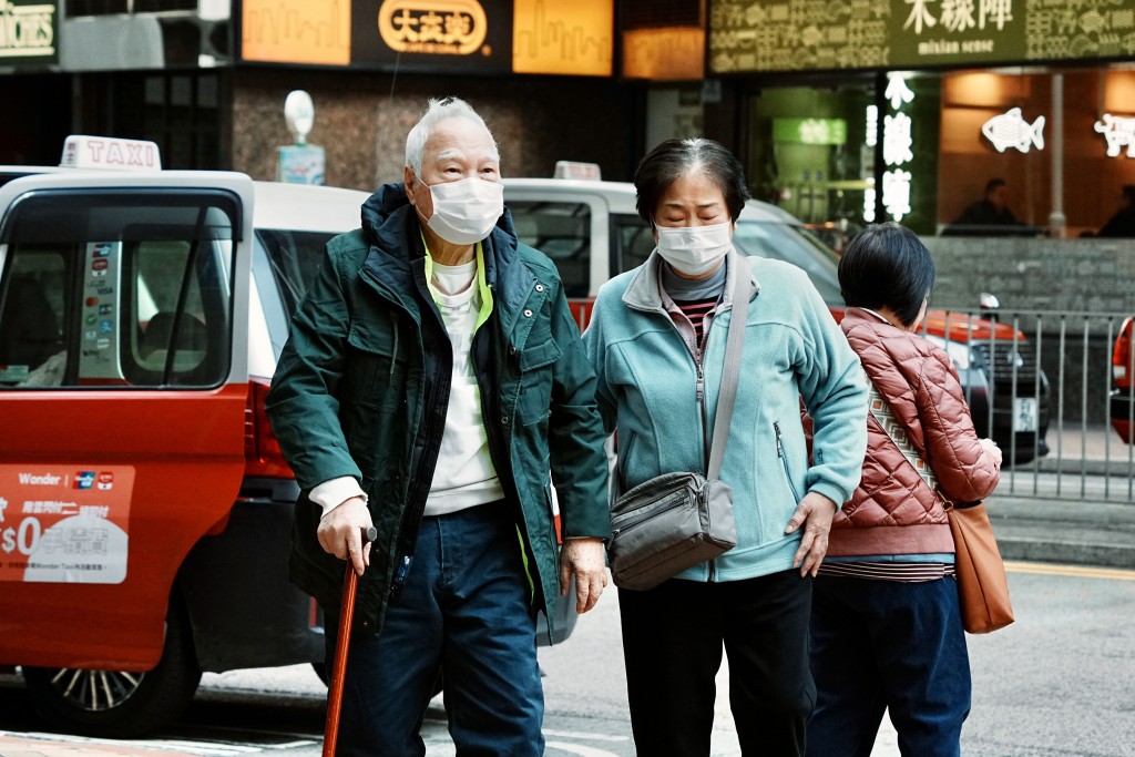 根據九天天氣預報,周四(22日)則最凍,市區最低氣溫只有11度。 根據九天天氣預報,周四(22日)則最凍,市區最低氣溫只有11度。