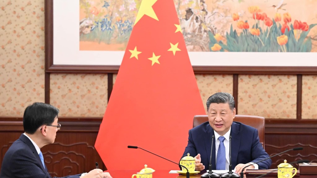 行政長官李家超昨日(13日)下午在北京向國家主席習近平述職。李家超FB圖片
