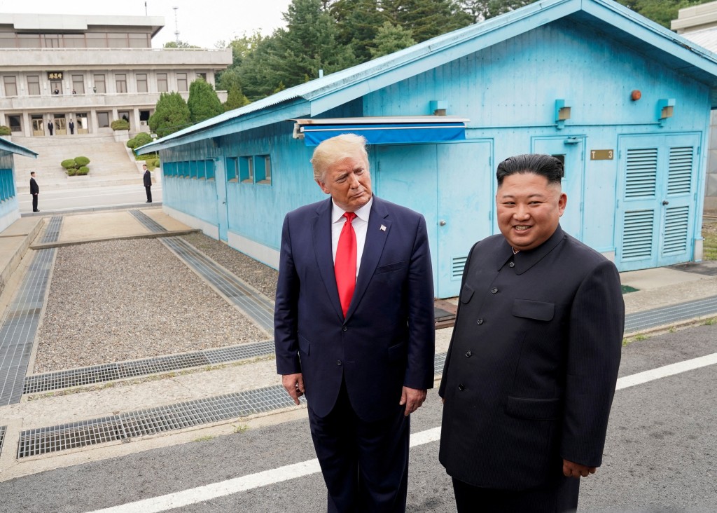 特朗普表示希望與金正恩接觸。路透社