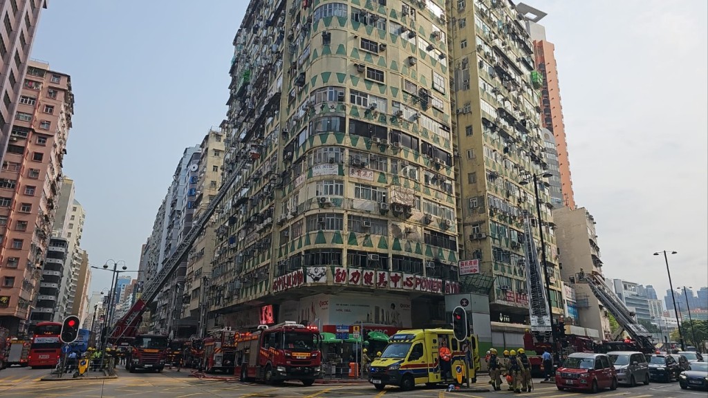 佐敦华丰大厦三级火酿成5人死亡、多人重伤。