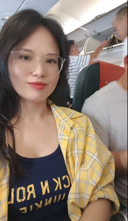 麗萍聲稱早前被網民嘲諷給兒子做的早餐太簡單，才決定推出豐盛早餐。抖音