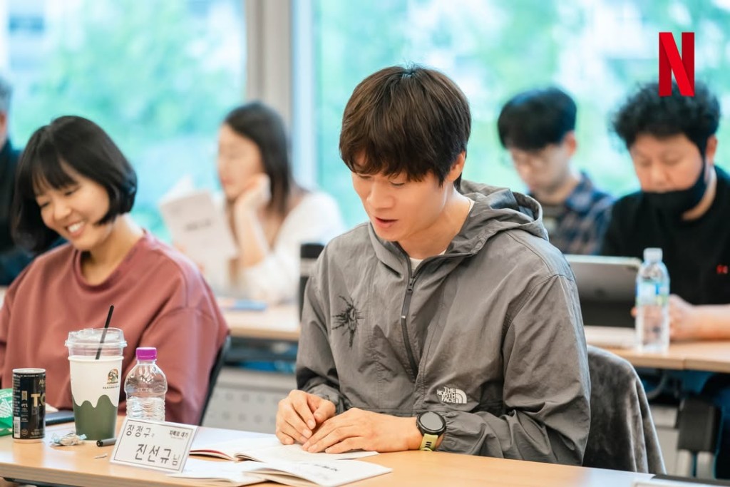 陳善圭飾演張正九。