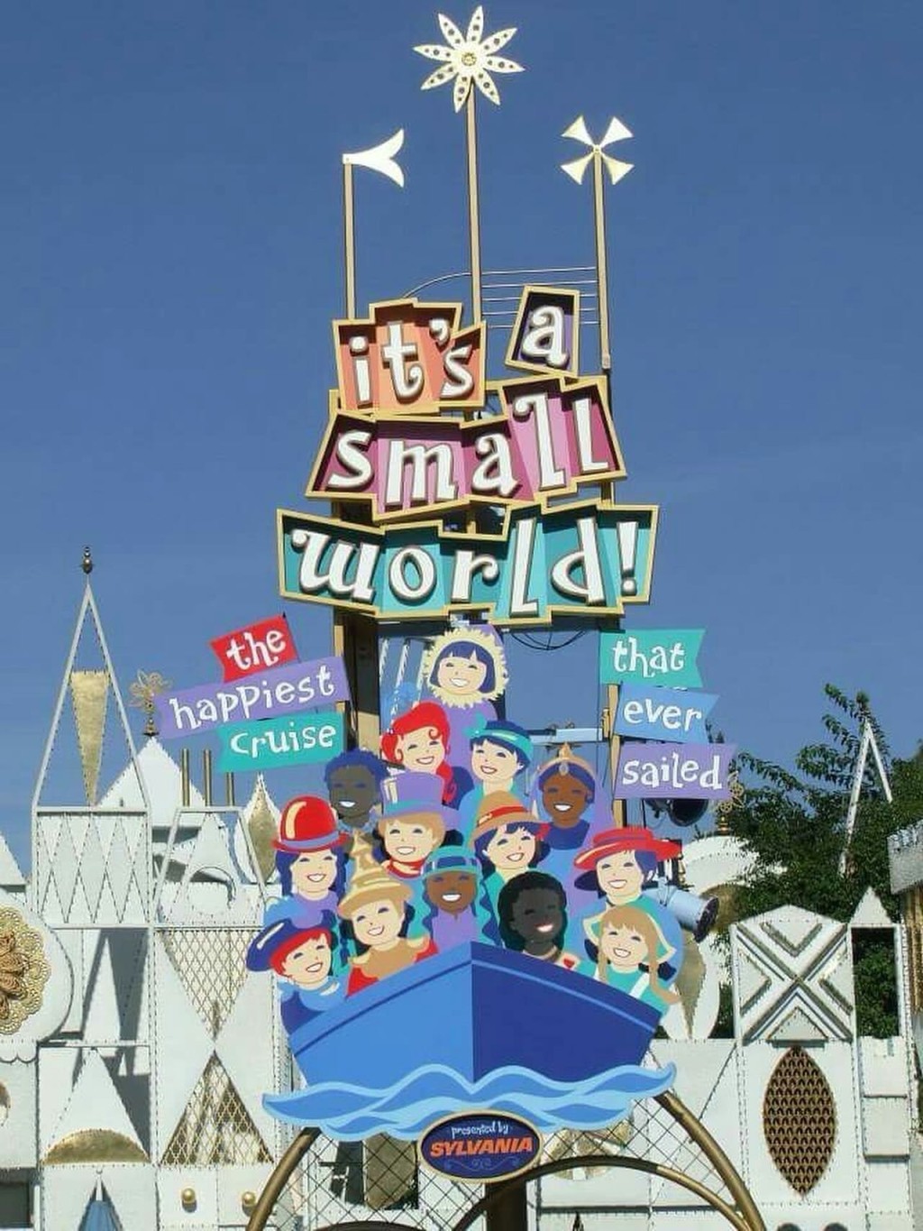 舍曼創作的《世界真細小》成為迪士尼的主題曲。