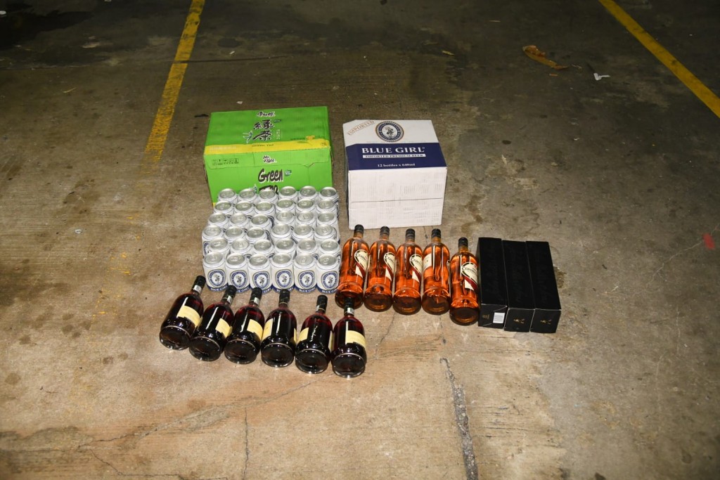 警搗工廈無牌酒吧,現場檢獲多枝酒