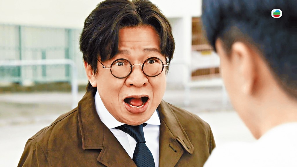 蔥頭與許紹雄在《正義女神》中飾演父子。