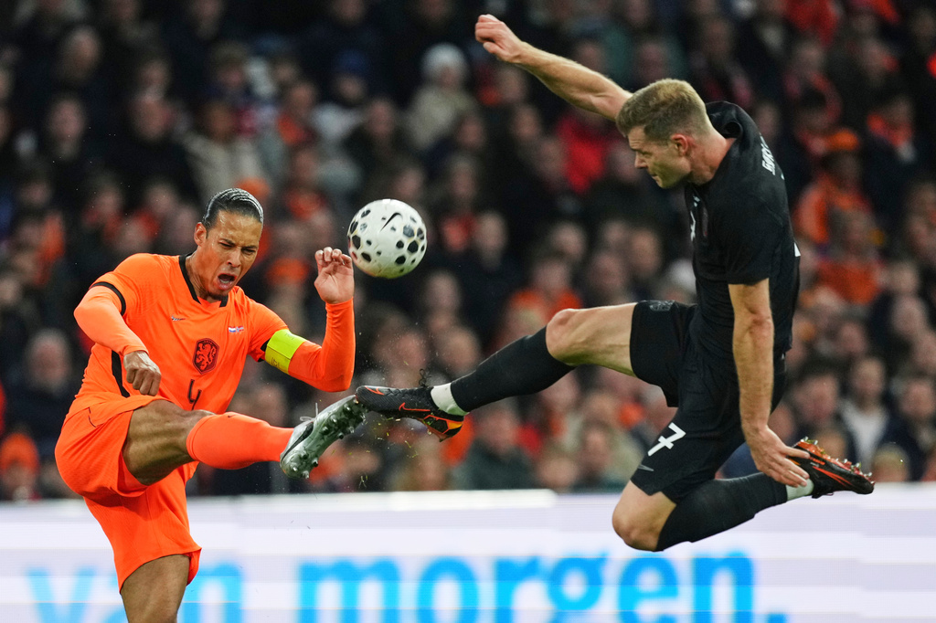 荷兰取胜，为即将举行的世界杯注下强心针。美联社