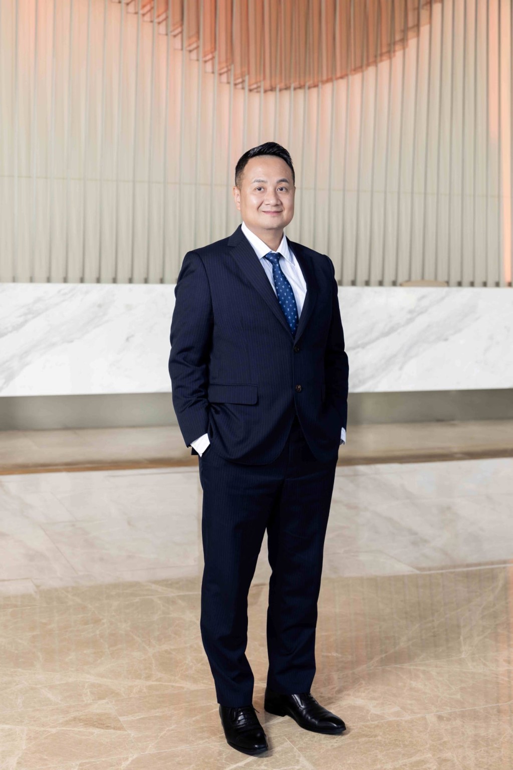 和记地产集团助理董事 (市场)邱俊豪回应指出,SIG确实已签约租用长江集团中心二期。 和记地产集团助理董事 (市场)邱俊豪回应指出,SIG确实已签约租用长江集团中心二期。