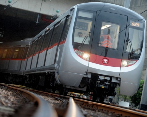 港鐵大部分路線10分鐘一班車。資料圖片