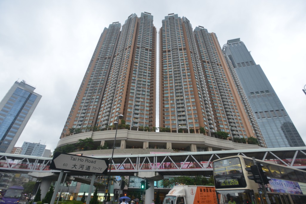 萬景峯3房套單位1288萬沽 低上月同類成交逾7%
