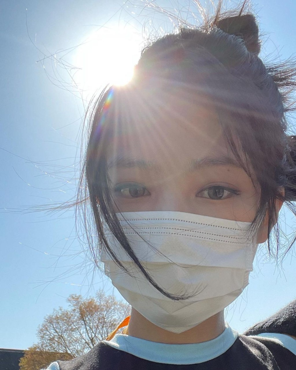 大大個太陽曬住。