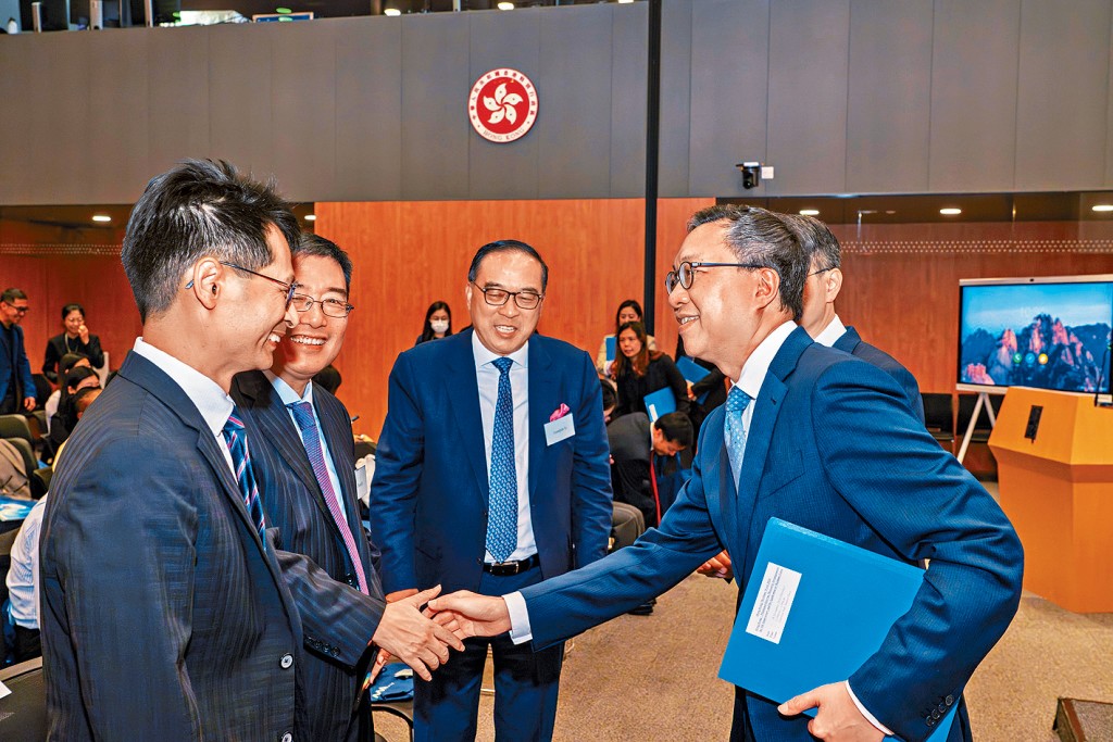林定國指，截至今年9月，香港仲裁機構向50個內地法院共提出145項保全措施申請，保全資產總值約為人民幣210億元。