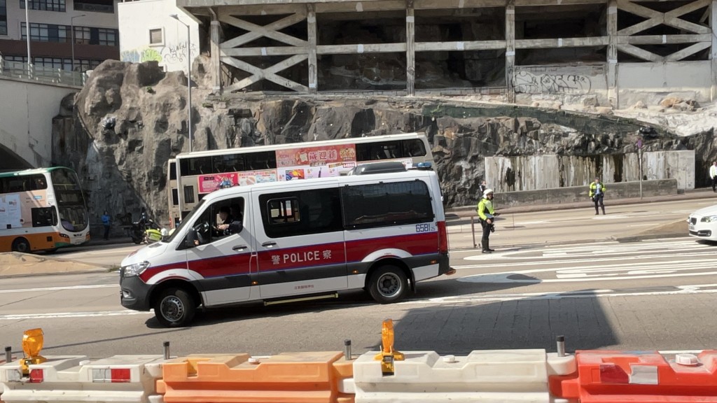 警員到場調查。蔡楚輝攝 警員到場調查。蔡楚輝攝