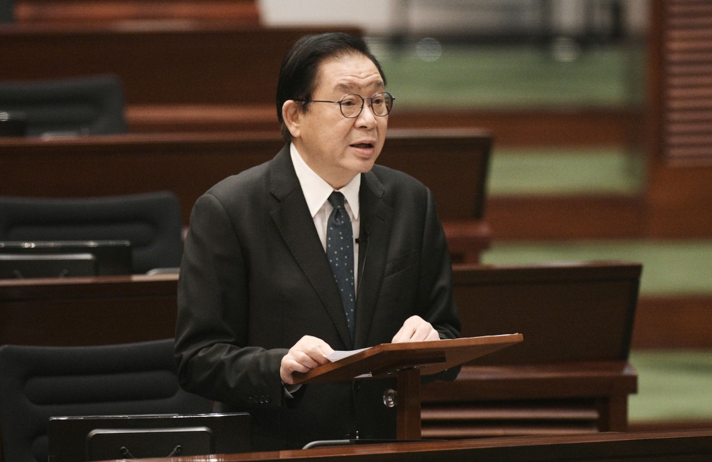 林健鋒關注在調低烈酒稅帶動烈酒交流的前提下,局方如何部署相關的健康宣傳。資料圖片 林健鋒關注在調低烈酒稅帶動烈酒交流的前提下,局方如何部署相關的健康宣傳。資料圖片