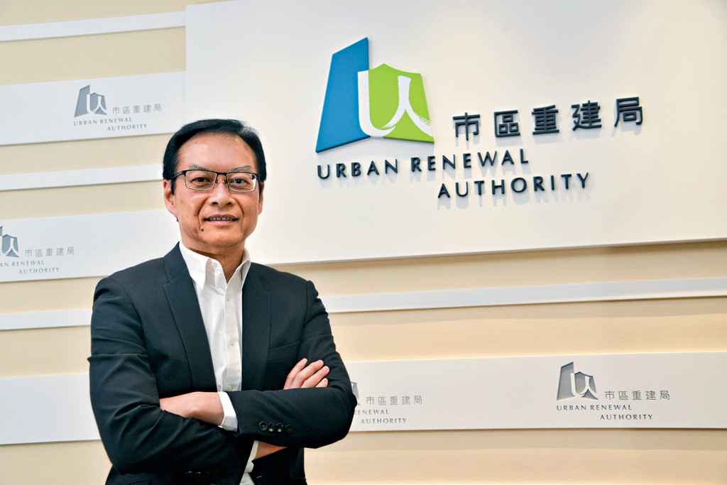 市建局行政總監韋志成的任期將於明年中屆滿。