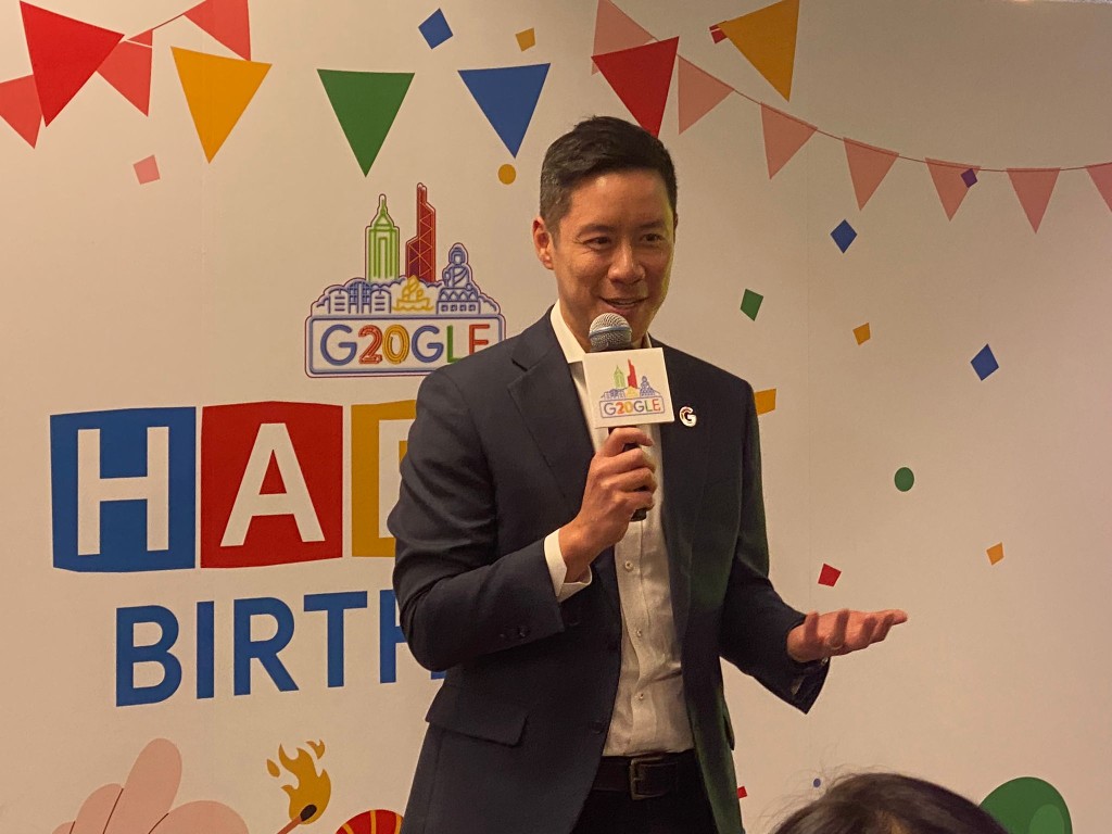 Google香港销售及营运总经理余名德指，去年Google为香港企业和家庭创造739亿港元的经济效益