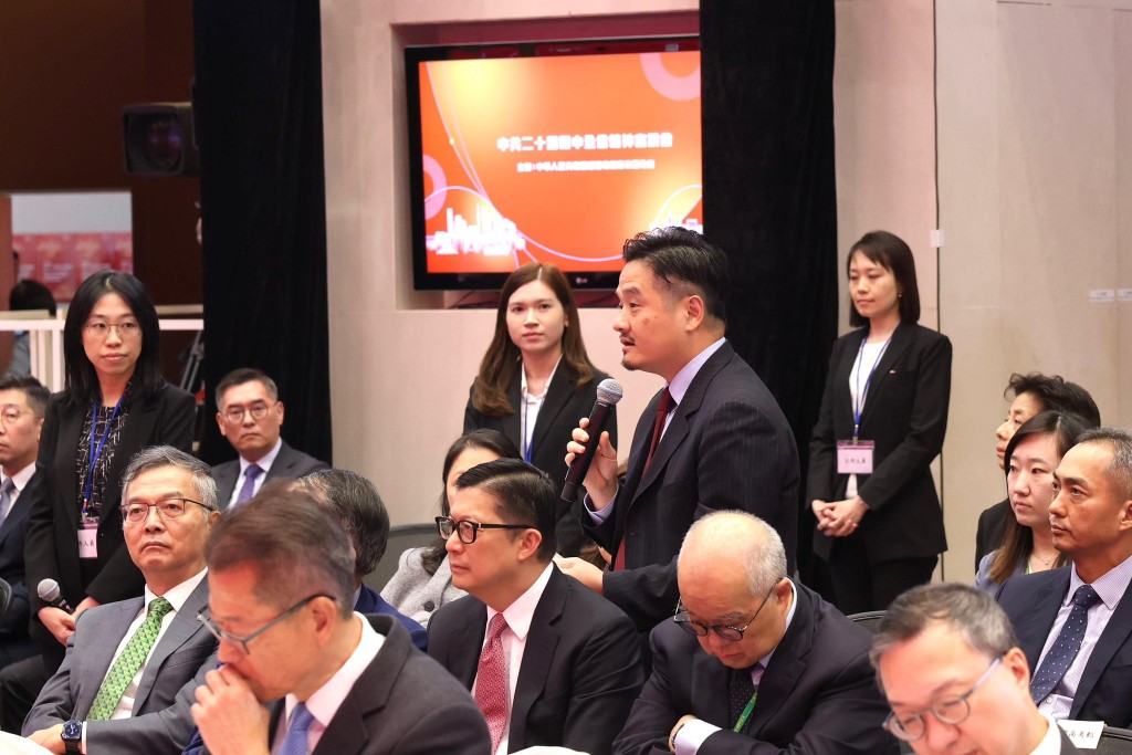 特首政策組組長黃元山發言。李家超fb圖片