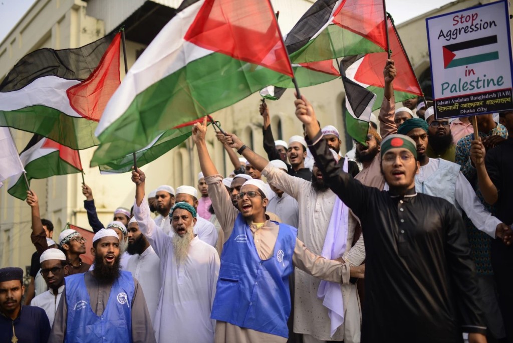全球多處地方不斷舉行支援巴勒斯坦人示威。美聯社