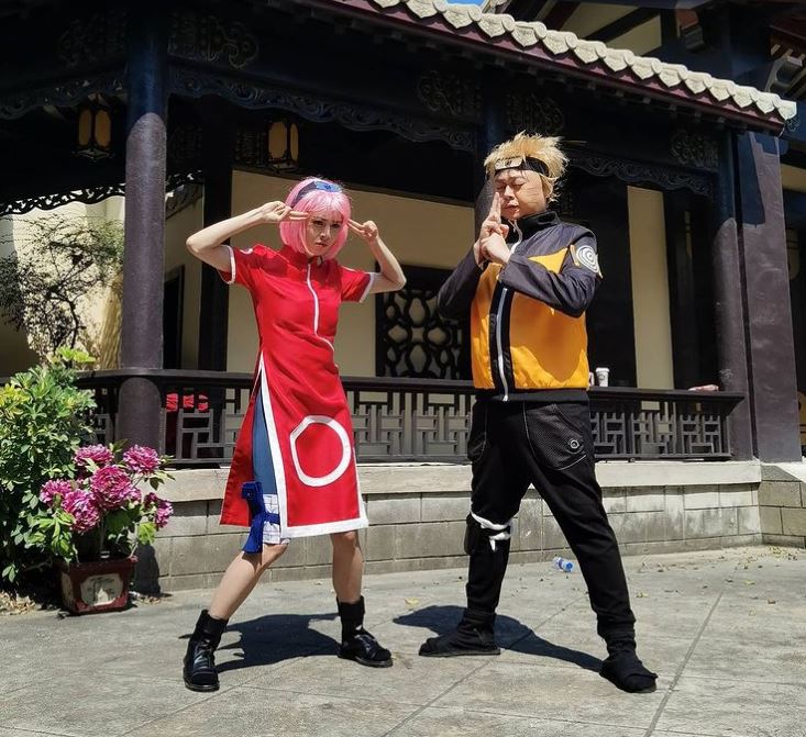 在節目一同扮鬼扮馬。