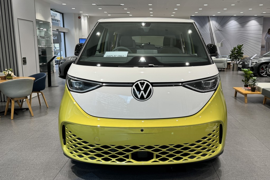 電動車福士Volkswagen ID.BUZZ九龍灣預展，復古玩味造型設計靈感源自上世紀50年初代的VW T1 Bus。