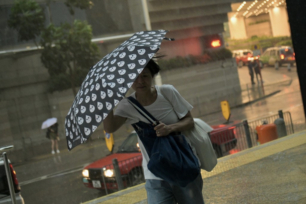 局部地區今日有大驟雨。梁譽東攝