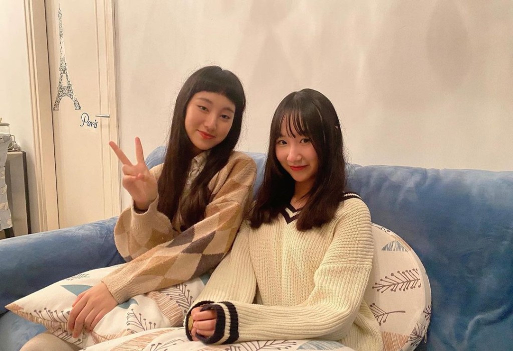 Windy與Gigi都在天壇大佛演唱。