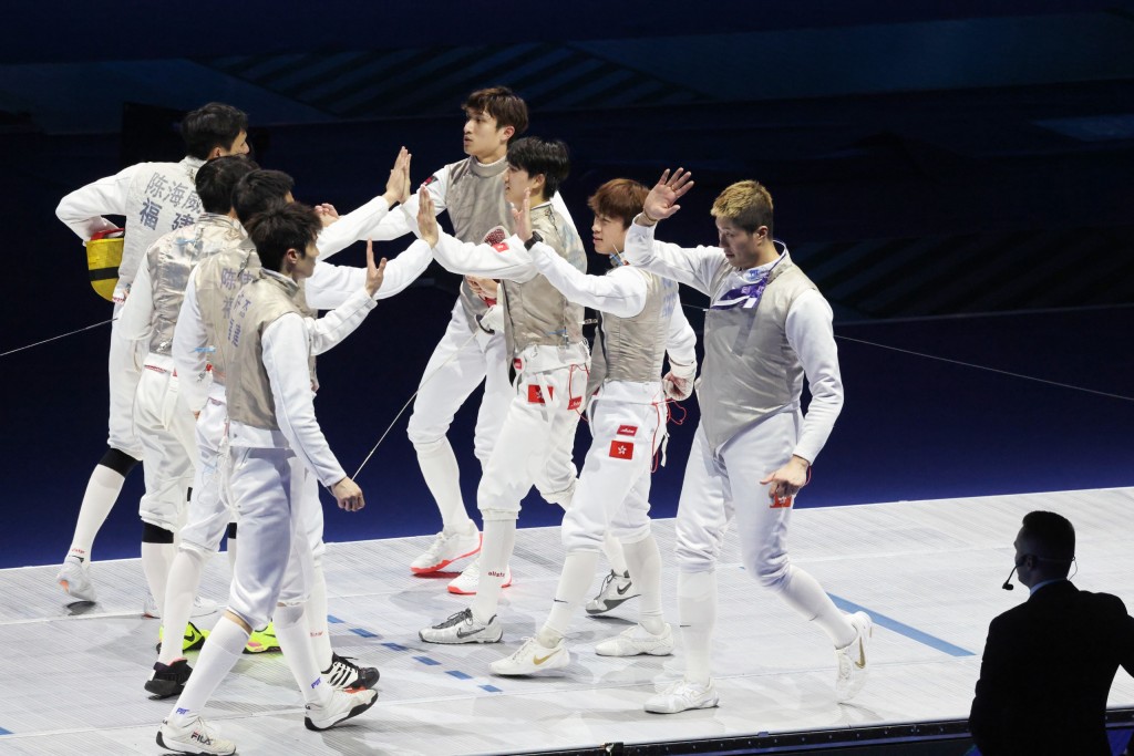 Greg大讚全運男花團隊各人的付出都很「世界級」,左起:蔡俊彥、梁千雨、吳諾弘、張家朗。徐嘉華攝 Greg大讚全運男花團隊各人的付出都很「世界級」,左起:蔡俊彥、梁千雨、吳諾弘、張家朗。徐嘉華攝