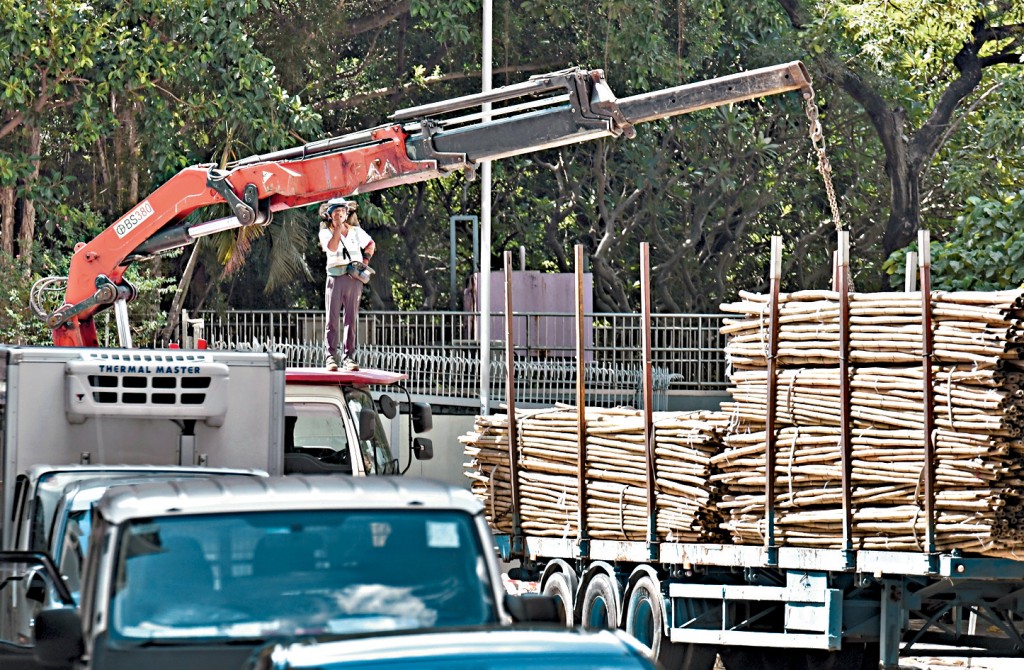 建造業除挖掘機工種獲加薪3.2%外，其餘15項目工種凍薪。