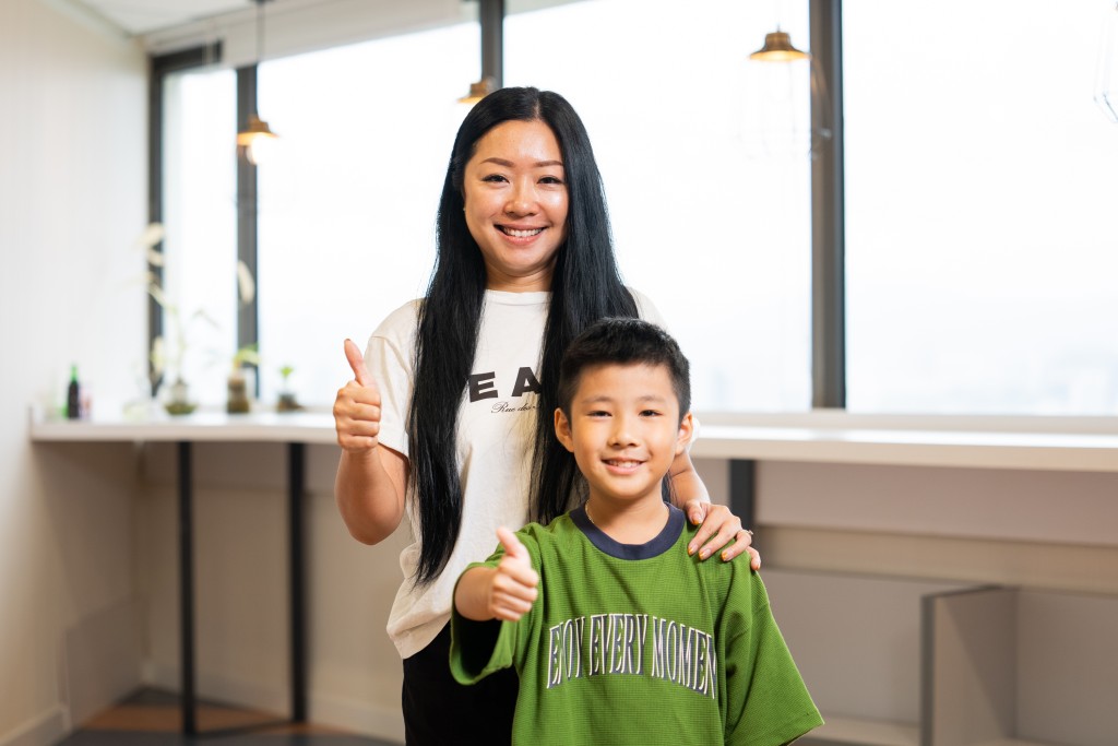 陳栢霆和媽媽Cooper 陳栢霆和媽媽Cooper