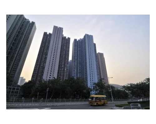 廣明苑3房居二價560萬承接。