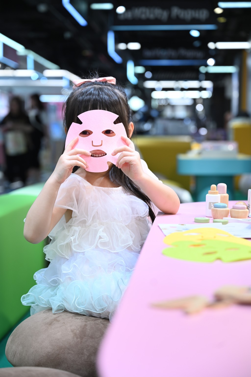 小朋友可於Facesss Fun Lab互動兒童遊樂 區玩積木及仿真化妝玩具，自由探索和動手實驗，只需憑場內消費便可入場1次。（圖片來源：官方圖片）
